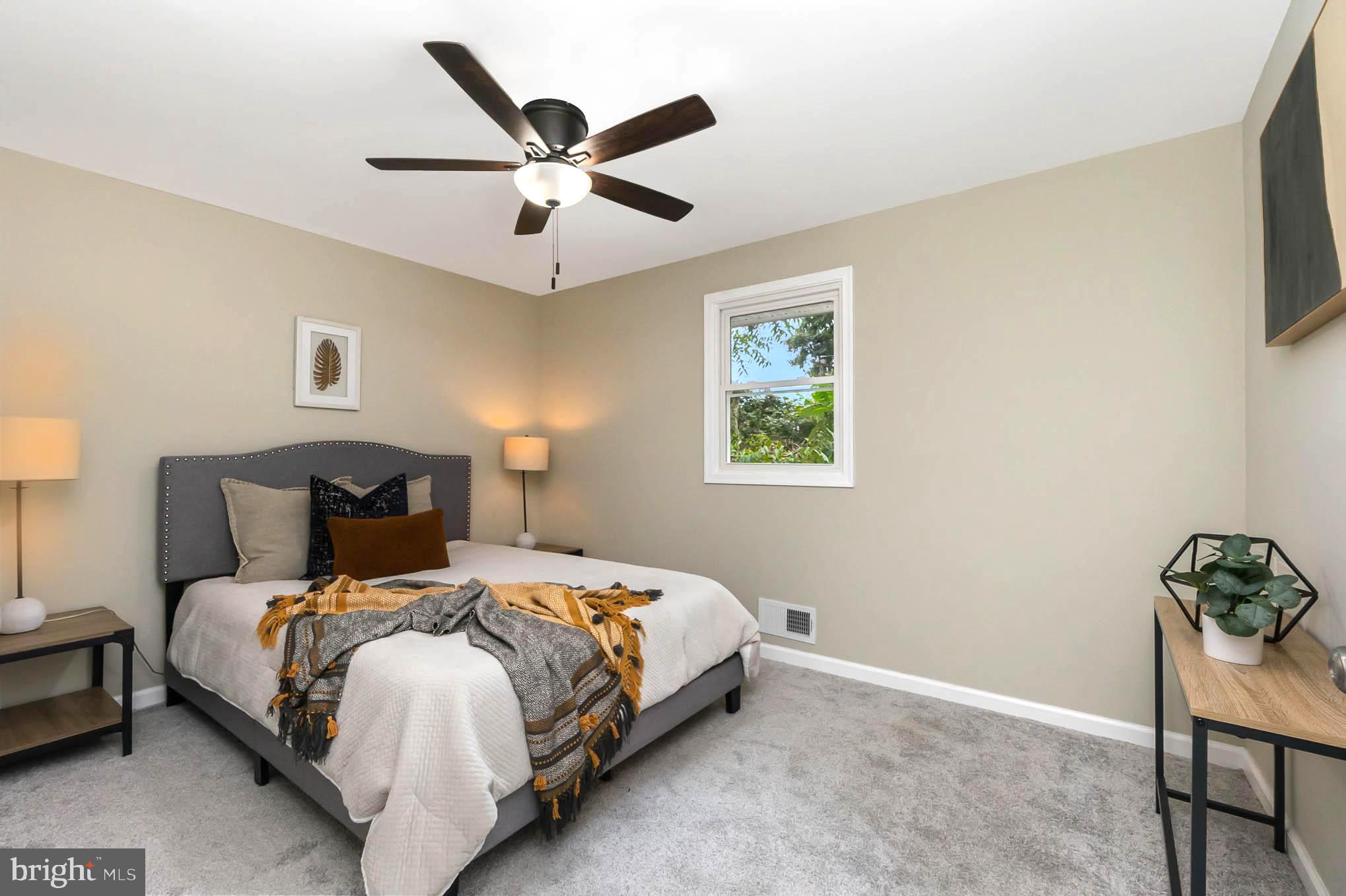 9120 Orbitan Road Parkville, MD 21234 - Photo 12 of 30 Largest, back bedroom