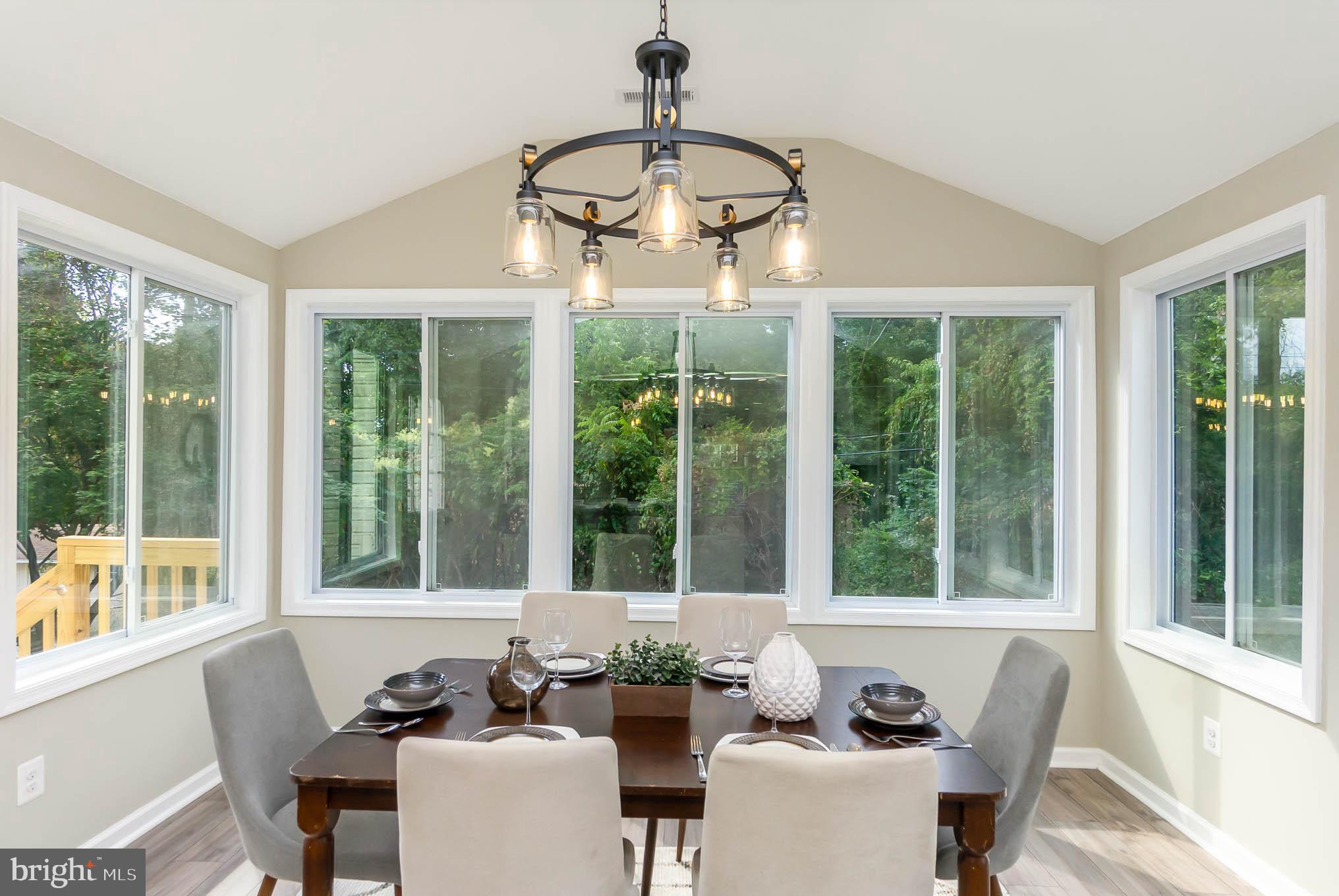 9120 Orbitan Road Parkville, MD 21234 - Photo 8 of 30 Beautifully high ceiling in the breakfast room