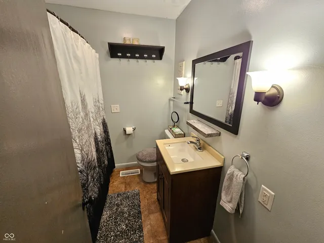 $199,900 | 705 Penn Drive, Crawfordsville, IN 47933