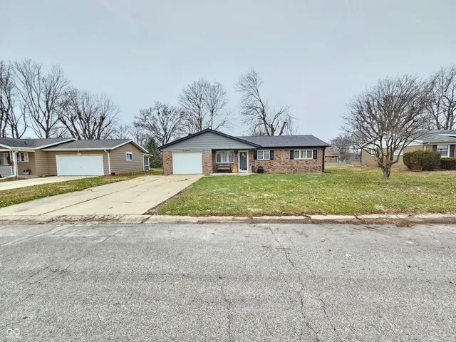 $199,900 | 705 Penn Drive, Crawfordsville, IN 47933