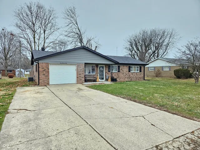 $199,900 | 705 Penn Drive, Crawfordsville, IN 47933