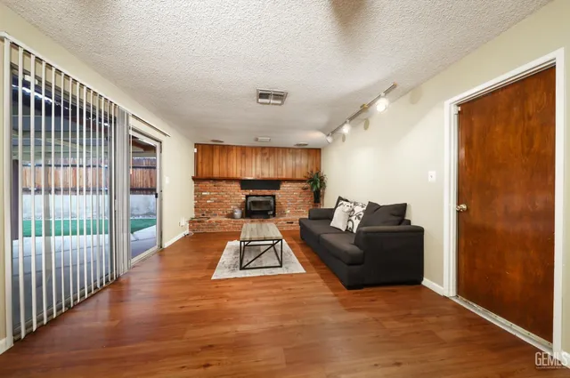 $410,000 | Undisclosed Address, Bakersfield, CA 93306