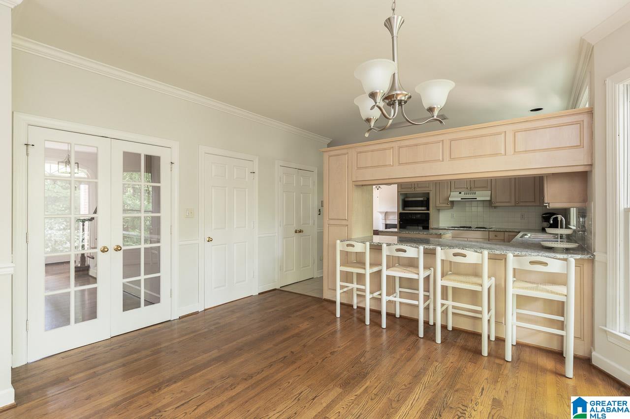3806 Crestside Road Mountain Brook, AL 35223 - Photo 13 of 49