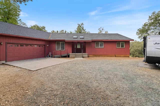 $448,000 | 11796 Palomino Place, Grass Valley, CA 95949