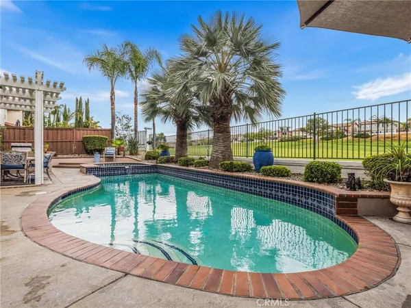 $1,049,900 | 45906 Corte Carmello, Temecula, CA 92592