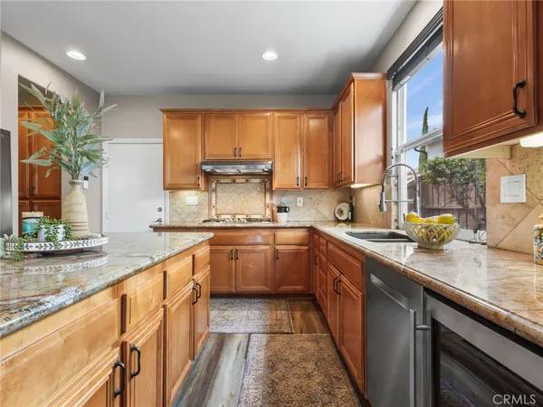 $1,049,900 | 45906 Corte Carmello, Temecula, CA 92592