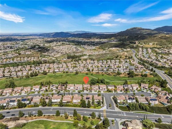 $1,049,900 | 45906 Corte Carmello, Temecula, CA 92592