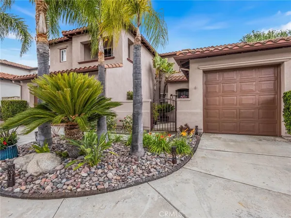 $1,049,900 | 45906 Corte Carmello, Temecula, CA 92592