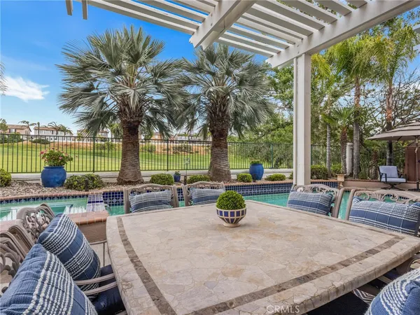 $1,049,900 | 45906 Corte Carmello, Temecula, CA 92592