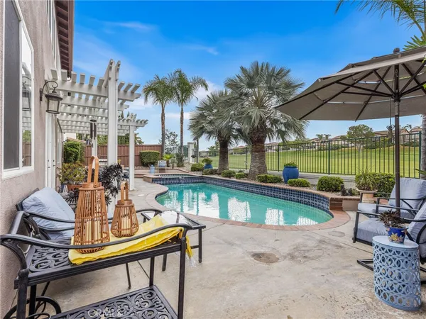 $1,049,900 | 45906 Corte Carmello, Temecula, CA 92592