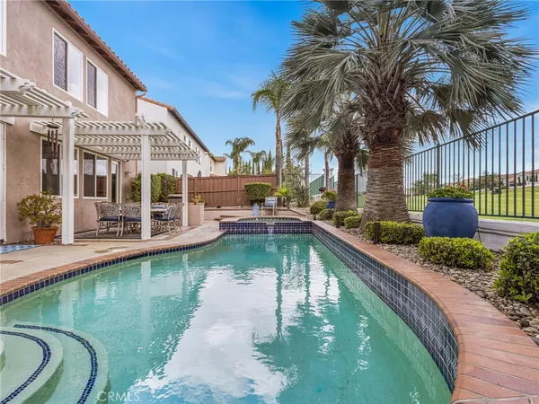 $1,049,900 | 45906 Corte Carmello, Temecula, CA 92592