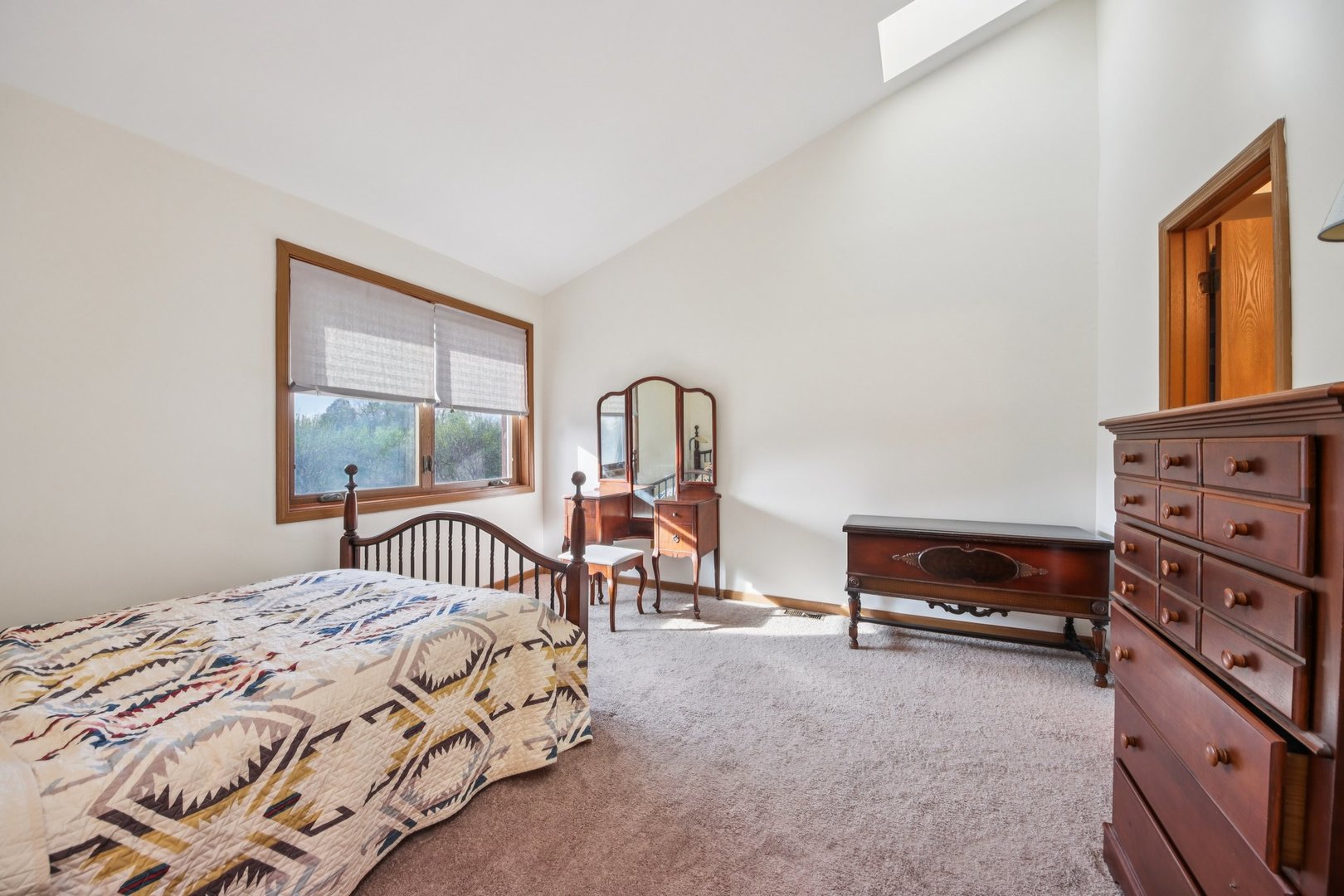 37 Terrace Lane, Unit F Lake Zurich, IL 60047 - Photo 24 of 40 a bedroom with a bed and a window