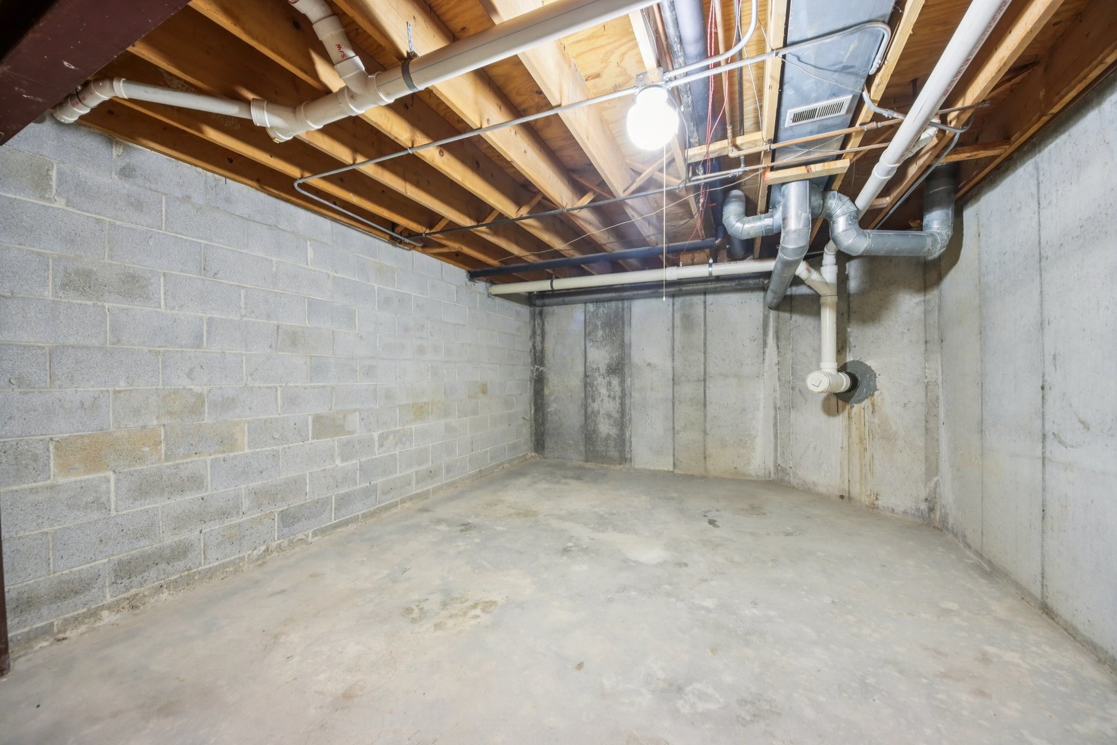 37 Terrace Lane, Unit F Lake Zurich, IL 60047 - Photo 28 of 40 a view of an empty room