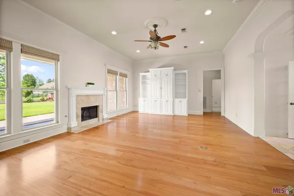 $494,000 | 35430 Oak Manor Avenue, Geismar, LA 70734