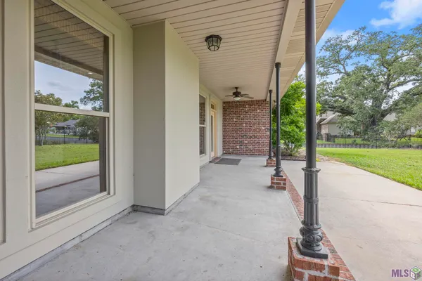 $494,000 | 35430 Oak Manor Avenue, Geismar, LA 70734