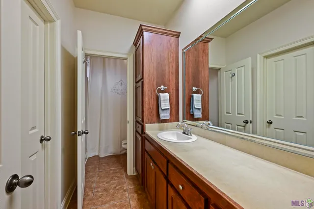 $499,900 | 35430 Oak Manor Avenue, Geismar, LA 70734