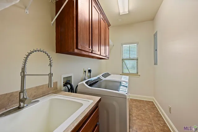 $499,900 | 35430 Oak Manor Avenue, Geismar, LA 70734