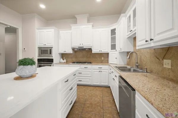 $494,000 | 35430 Oak Manor Avenue, Geismar, LA 70734