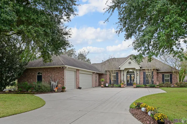 $499,900 | 35430 Oak Manor Avenue, Geismar, LA 70734