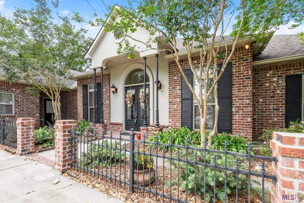 $494,000 | 35430 Oak Manor Avenue, Geismar, LA 70734