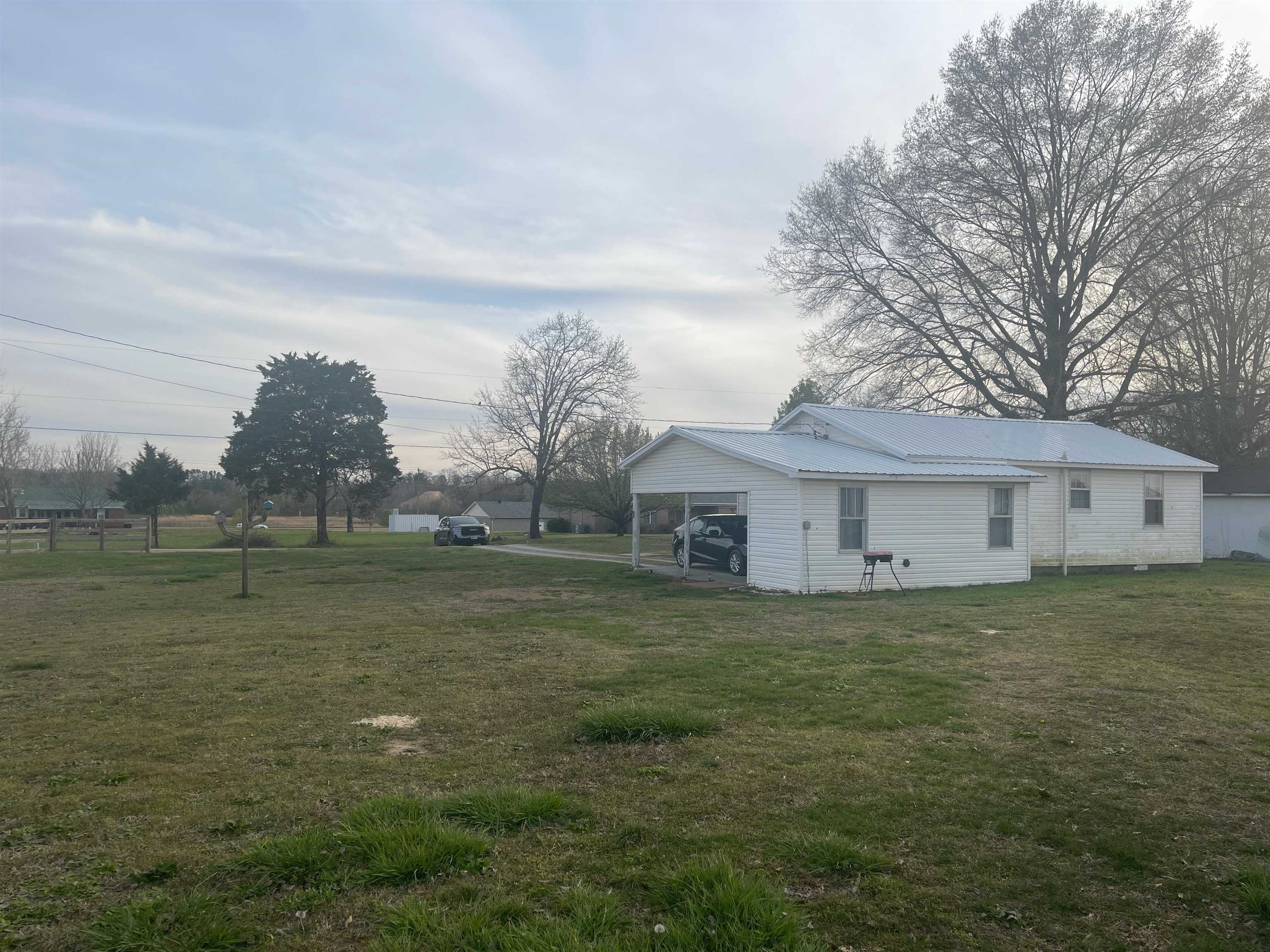 170 Old Stage Road Crump, TN 38310 - Photo 6 of 24 Gallery Image 6