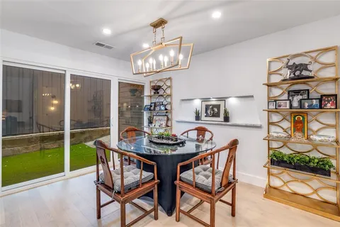 $899,000 | 947 Easton Place, Dallas, TX 75218