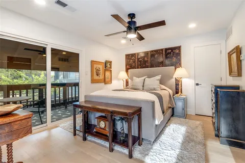 $899,000 | 947 Easton Place, Dallas, TX 75218