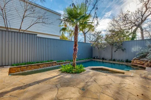 $899,000 | 947 Easton Place, Dallas, TX 75218