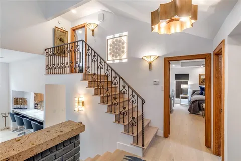 $899,000 | 947 Easton Place, Dallas, TX 75218