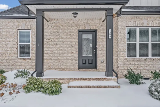 $2,200 | 1309 Apple Blossom Drive, Clarksville, TN 37042