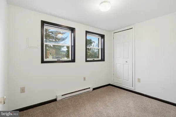 $2,300 | 106 Dunsford Court, Walkersville, MD 21793