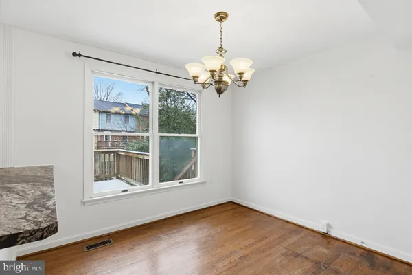 $2,300 | 106 Dunsford Court, Walkersville, MD 21793