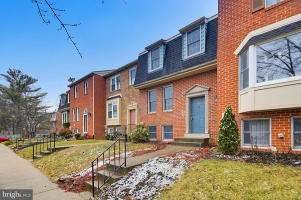 $2,300 | 106 Dunsford Court, Walkersville, MD 21793