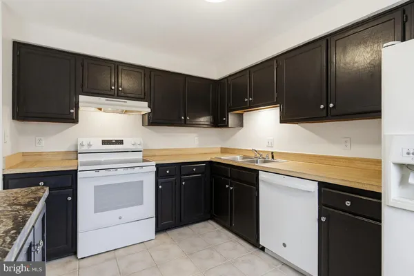 $2,300 | 106 Dunsford Court, Walkersville, MD 21793