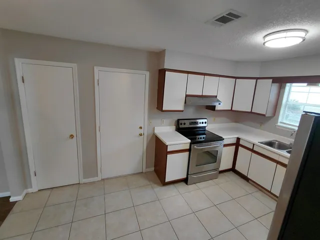 $1,995 | 1347 Lawndale Road, Tallahassee, FL 32317