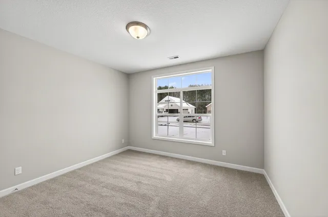 $417,900 | 1419 Victory Lane Northeast, Isanti, MN 55040