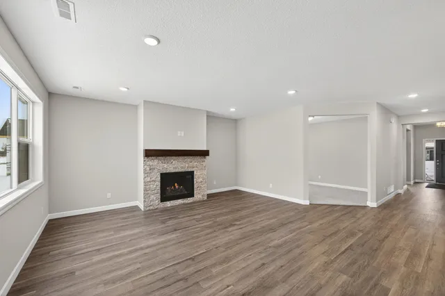 $417,900 | 1419 Victory Lane Northeast, Isanti, MN 55040