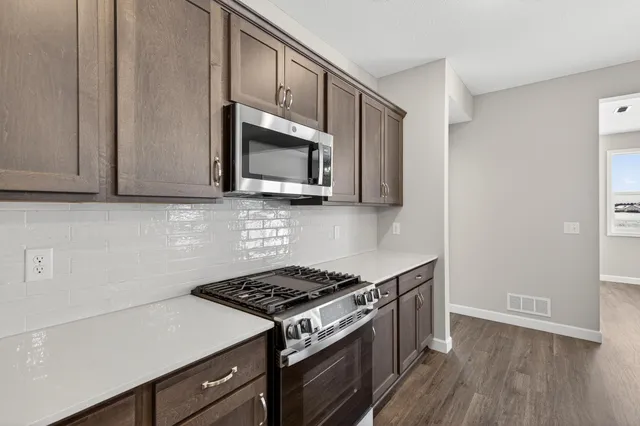 $417,900 | 1419 Victory Lane Northeast, Isanti, MN 55040