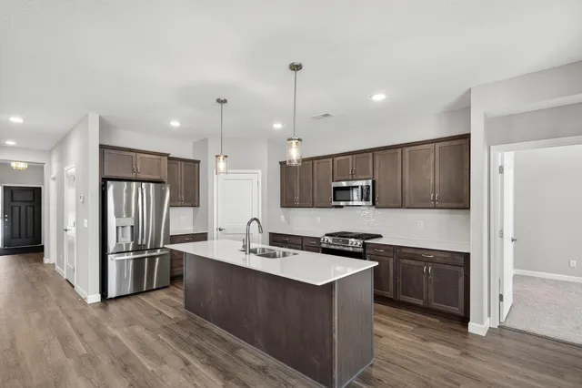 $417,900 | 1419 Victory Lane Northeast, Isanti, MN 55040