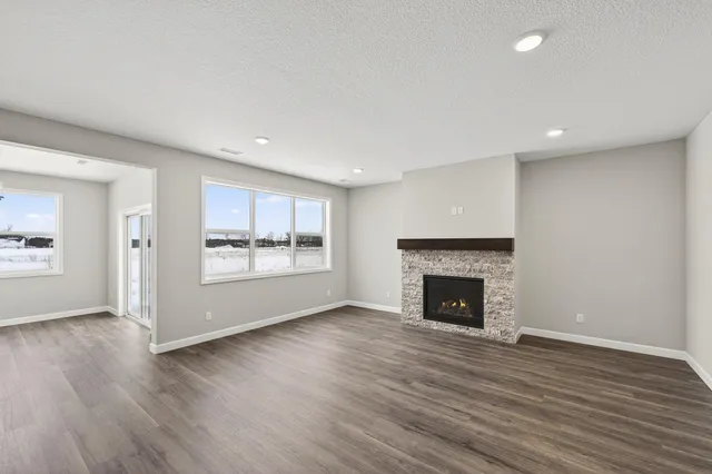 $417,900 | 1419 Victory Lane Northeast, Isanti, MN 55040