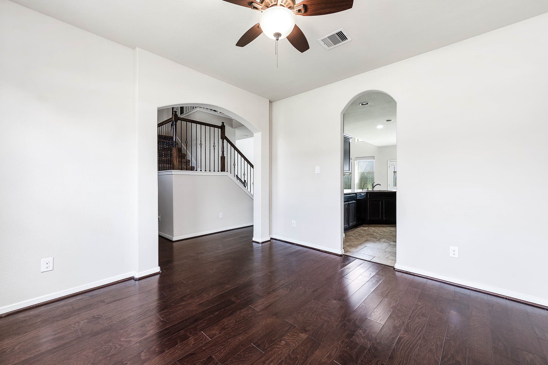 9619 Sumter Court Rosenberg, TX 77469 - Photo 5 of 32