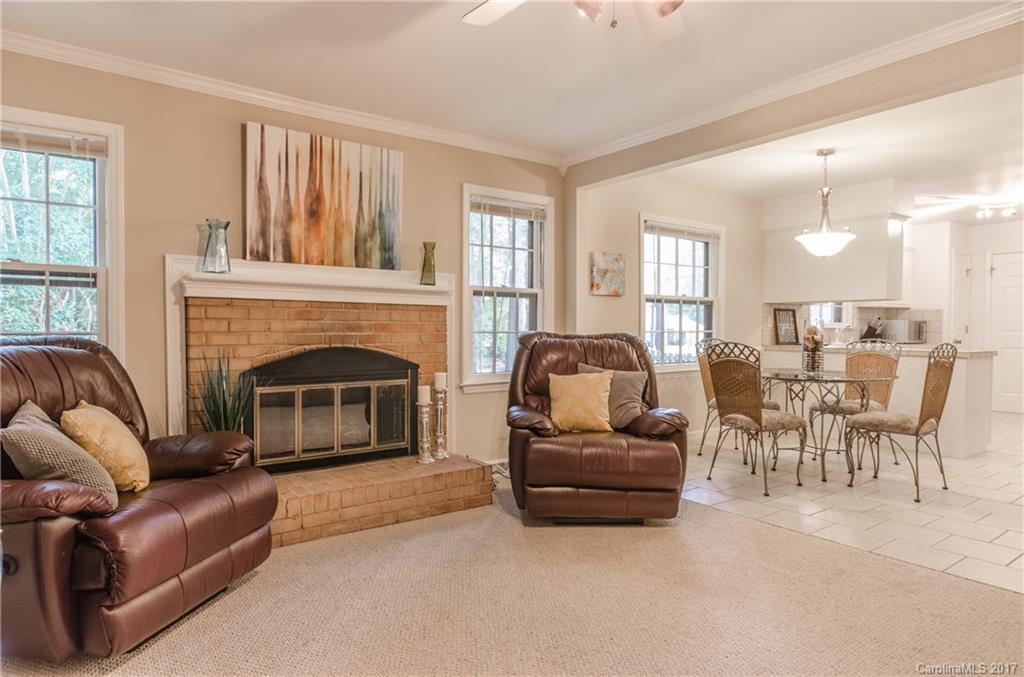 8517 Castlekeep Road Charlotte, NC 28226 - Photo 14 of 24 Gallery Image 14