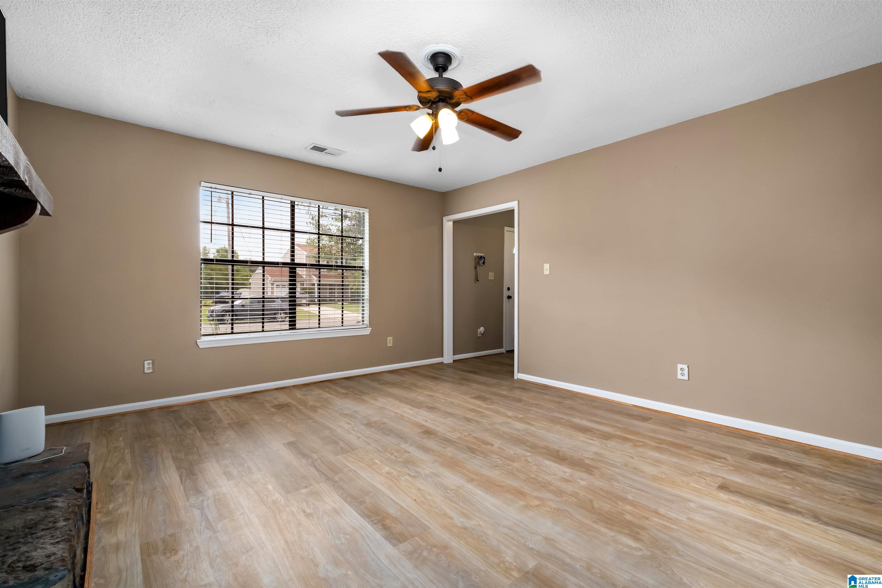 125 Mangrove Drive Alabaster, AL 35007 - Photo 7 of 38