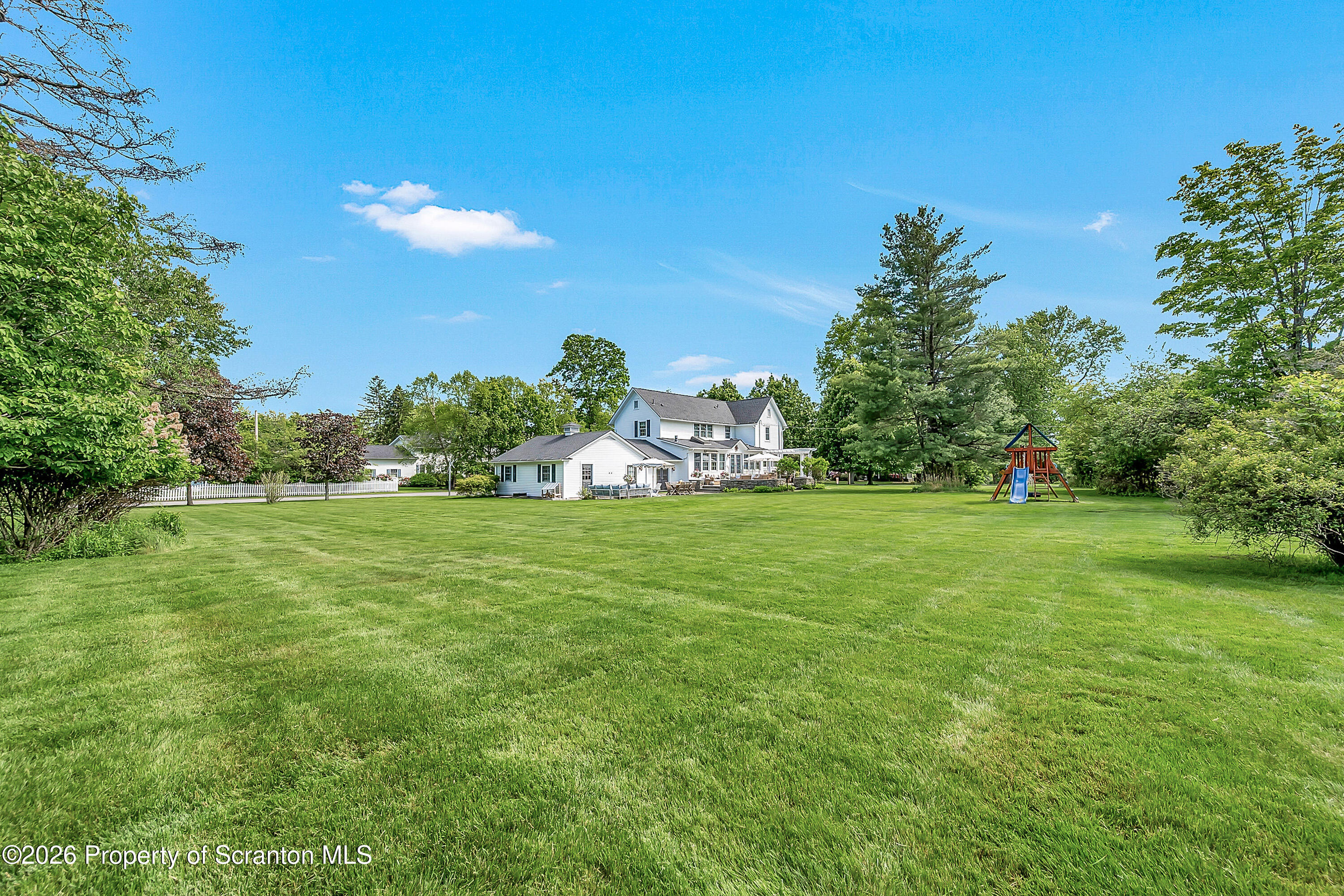 330 Glenburn Road Clarks Green, PA 18411 - Photo 16 of 69 Glenburn -12