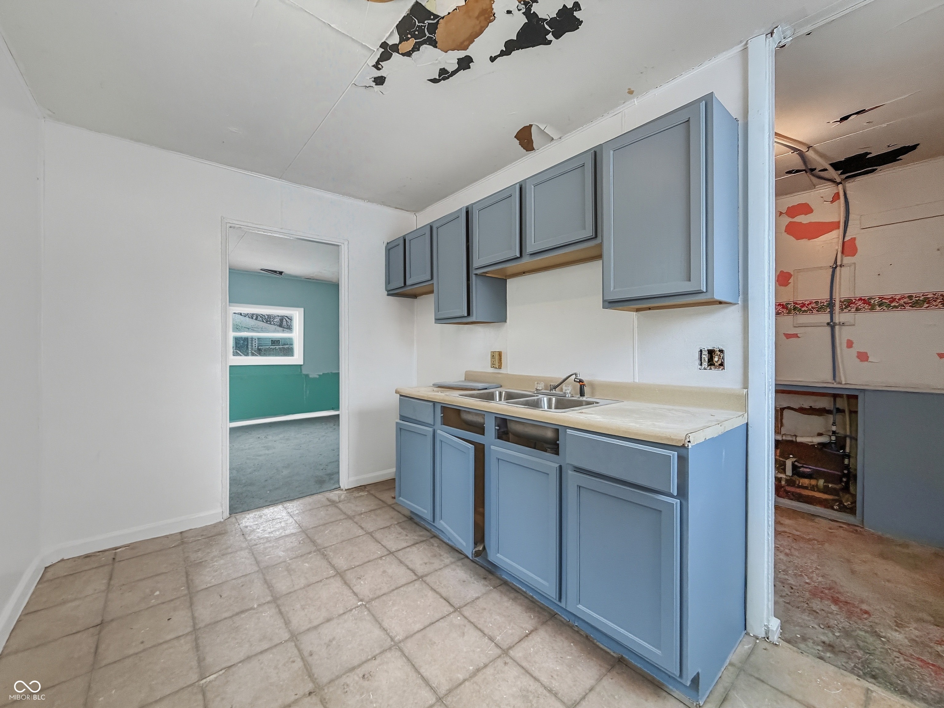 4121 Monroe Street Fort Wayne, IN 46806 - Photo 12 of 23