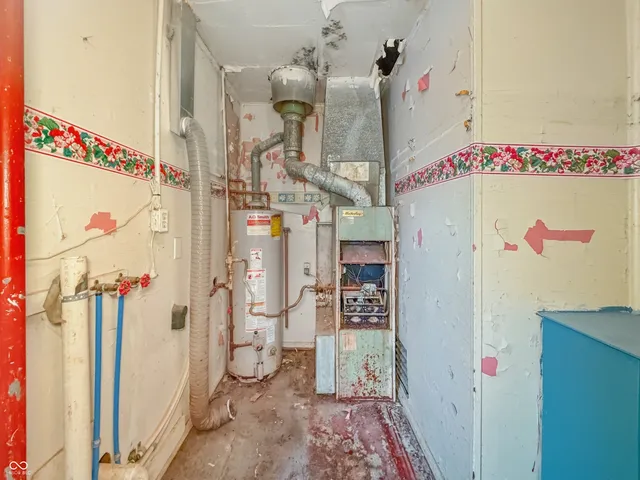 $42,000 | 4121 Monroe Street, Fort Wayne, IN 46806