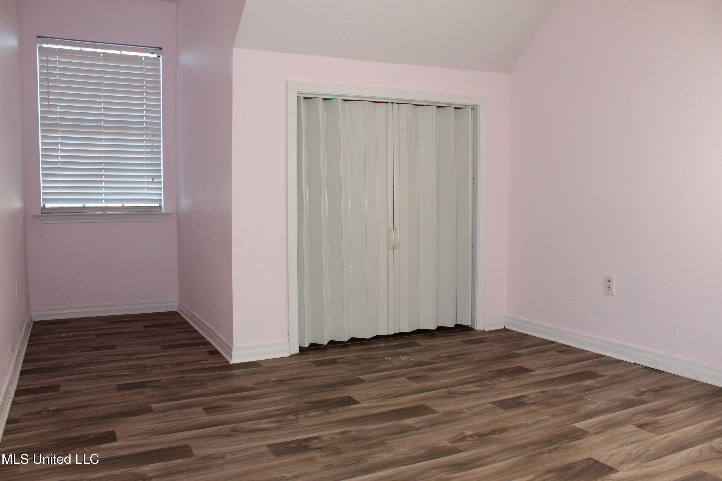 4444 Christopher Street Moss Point, MS 39563 - Photo 29 of 34 IMG_1189