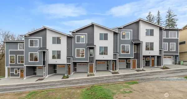 $669,990 | 16823 Alder Way, Unit G7, Lynnwood, WA 98037