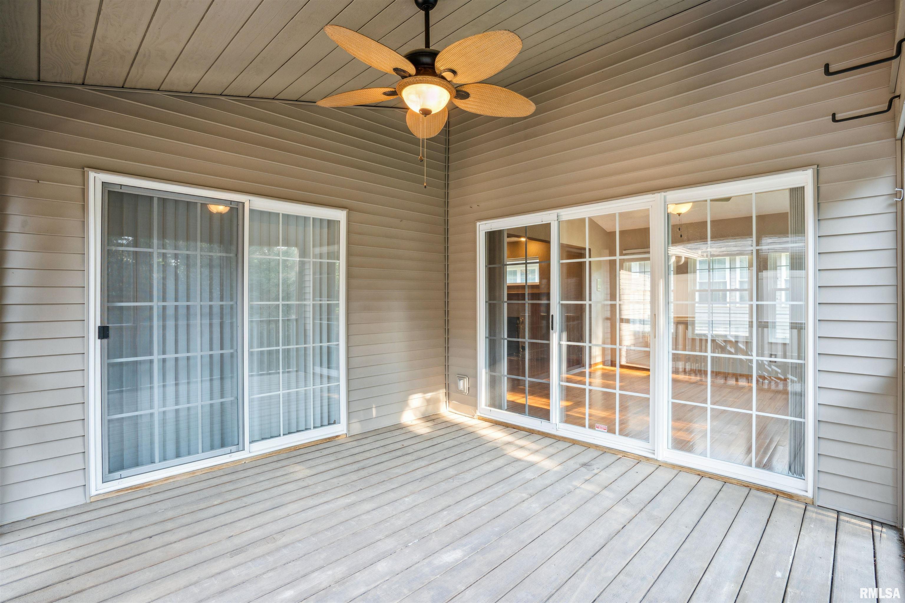 5577 Red Fox Road Bettendorf, IA 52722 - Photo 11 of 30