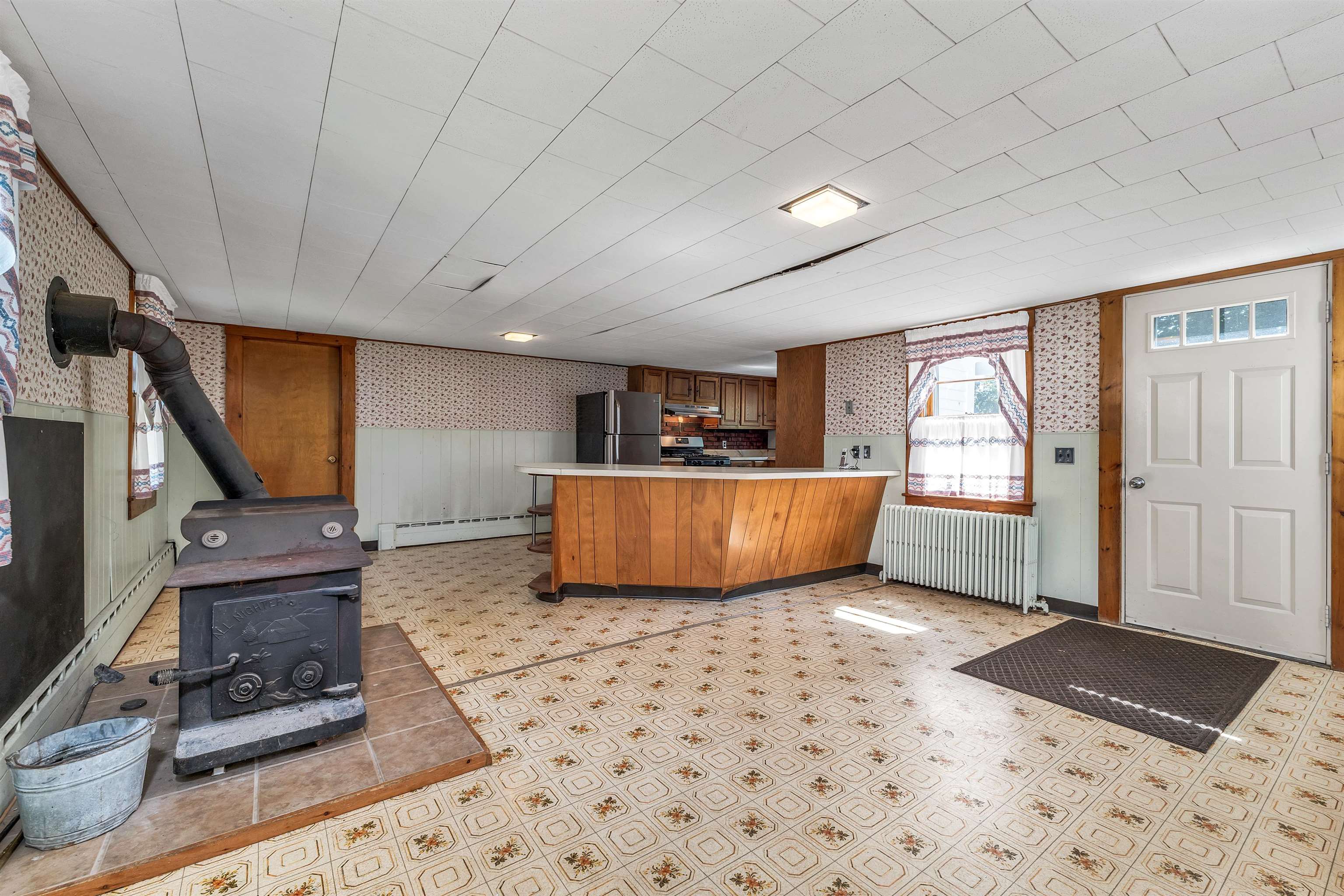 110 Main Street Pittsfield, NH 03263 - Photo 13 of 59